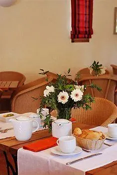 Les Jardins De - Parking Gratuit & Piscine Chauffee 호텔 카시스