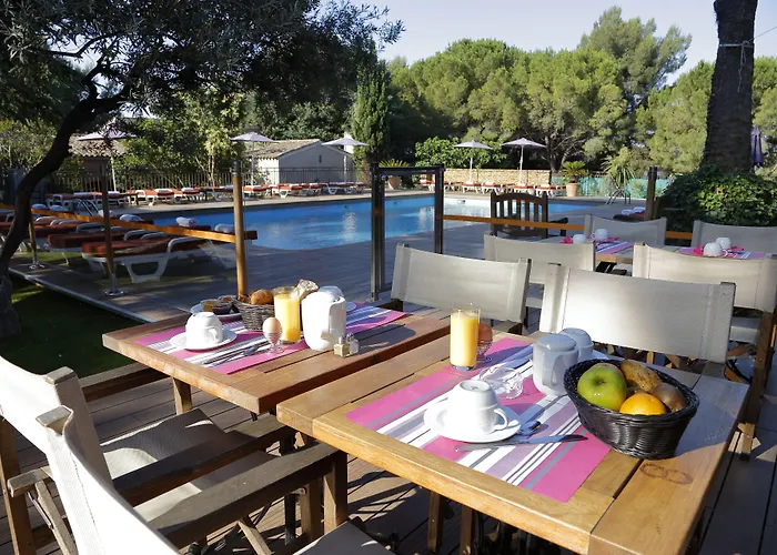 Les Jardins De - Parking Gratuit & Piscine Chauffee كاسيس