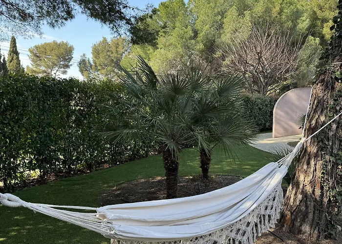 Les Jardins De - Parking Gratuit & Piscine Chauffee كاسيس