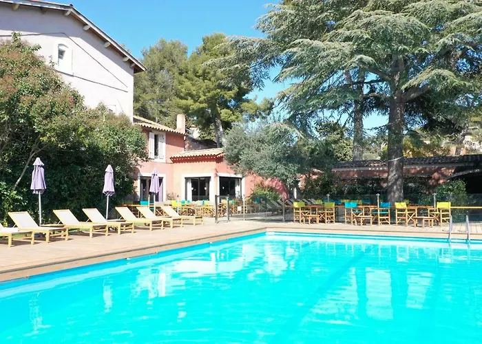 Les Jardins De - Parking Gratuit & Piscine Chauffee فندق 3*