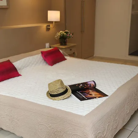 Hotel Les Jardins De - Parking Gratuit&piscine Chauffée Cassis