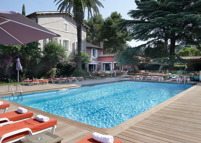 Les Jardins De - Parking Gratuit&piscine Chauffée 3*