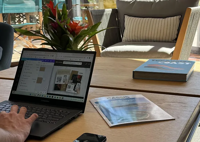 Les Jardins De - Parking Gratuit & Piscine Chauffee 3* Каси